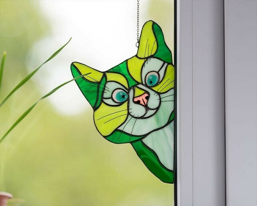 Glosrity Peeking Cat